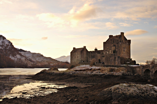 Eilean Donan Castle in the gloamin'