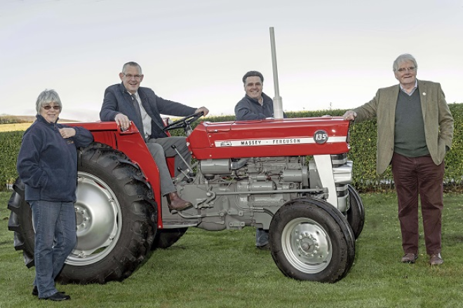 Massey Ferguson 135