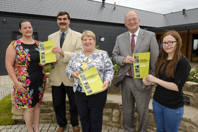 Left to right: Vicky Dunlop, Scottish Government LEADER Programme Delivery Manager;