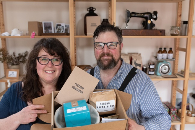 Kat & Kevin from gartur Stitch Farm with their sourdough starter kit