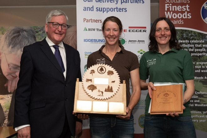 Fergus Ewing presenting the Young People Farm Woodland Award to Sandra Baer (centre) and Lynn Casells, Lynbreck Croft. Credit: Julie Broadfoot