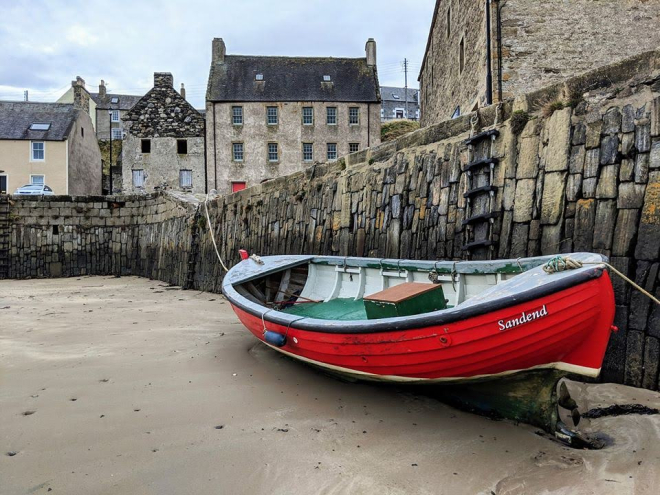 Red boat in Cullen Harbour